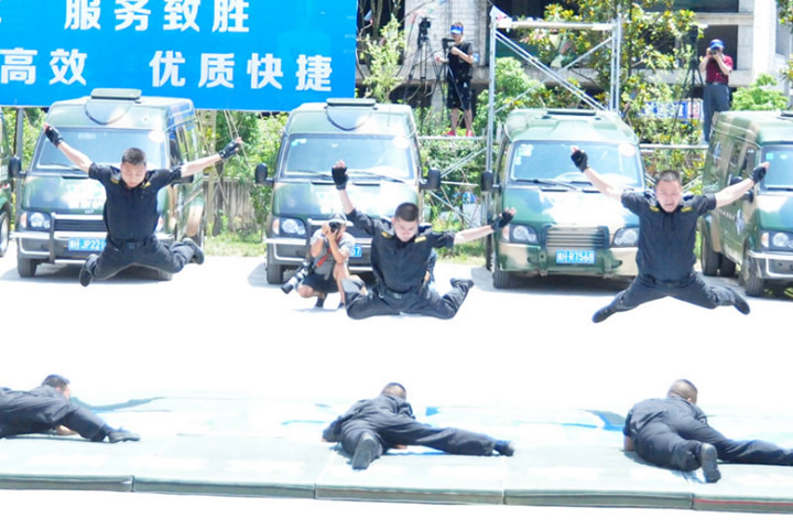 守押隊(duì)伍大練兵